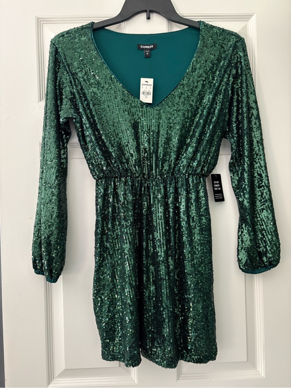 EXPRESS Size XS Green Sequin Long Sleeve Dress New